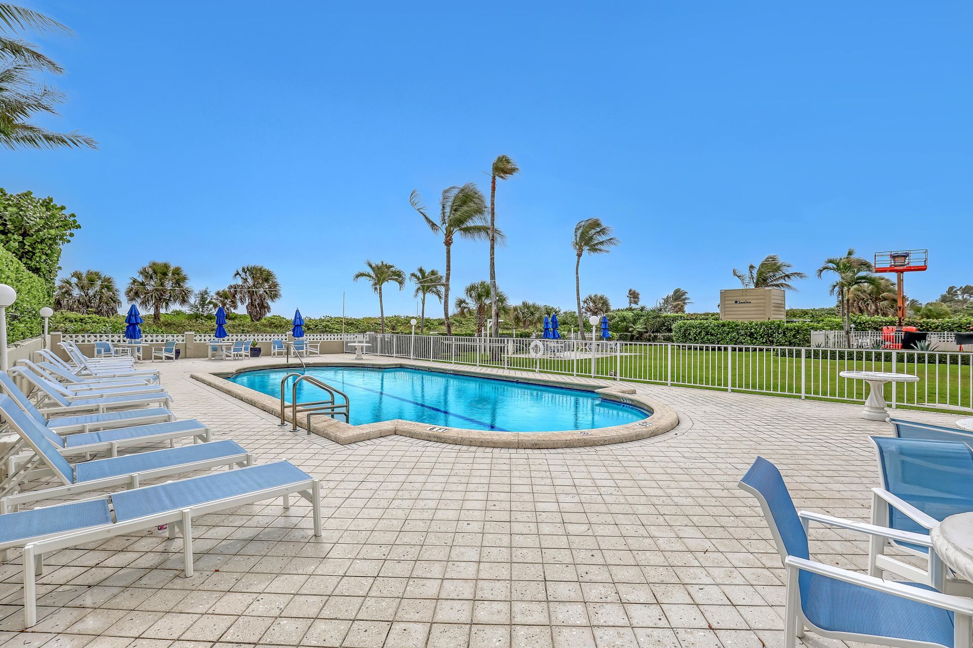 125 S Ocean Avenue, Unit 505, Palm Beach Shores, FL 33404 Photo