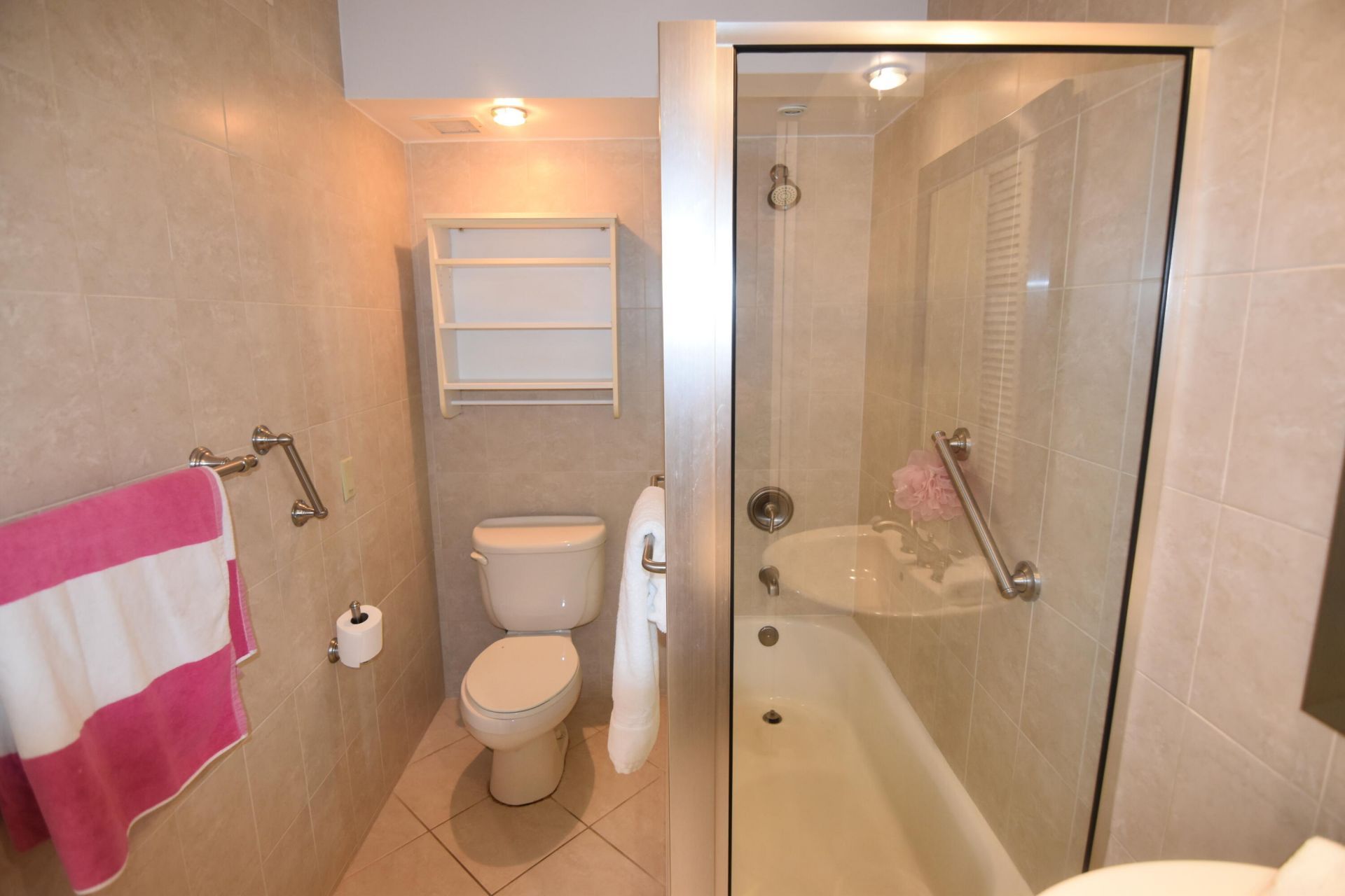 305 N Pompano Beach Boulevard, Unit 405, Pompano Beach, FL 33062 Photo