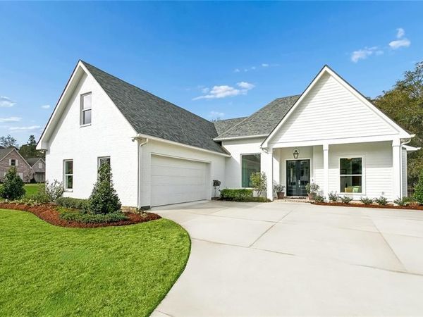 305 STEEPLECHASE Drive, Abita Springs, LA 70420