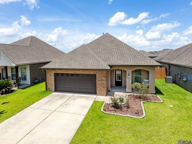 4734 Belle Vue Dr, Addis, LA 70710