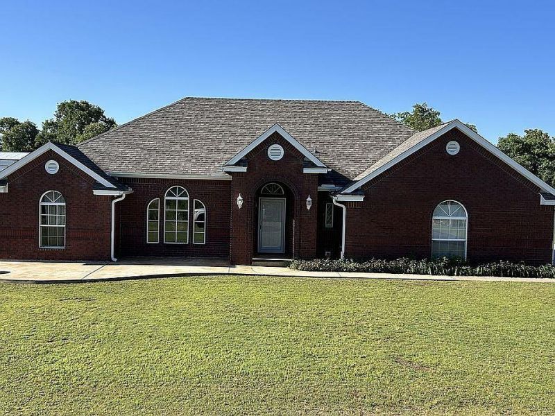 9100 Newton Road, Newalla, OK 74857 Main Photo