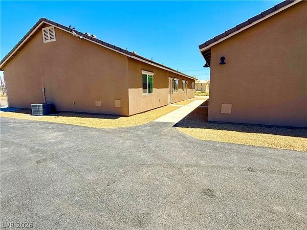 461 E Comstock Street , Unit 3, Pahrump, NV 89048