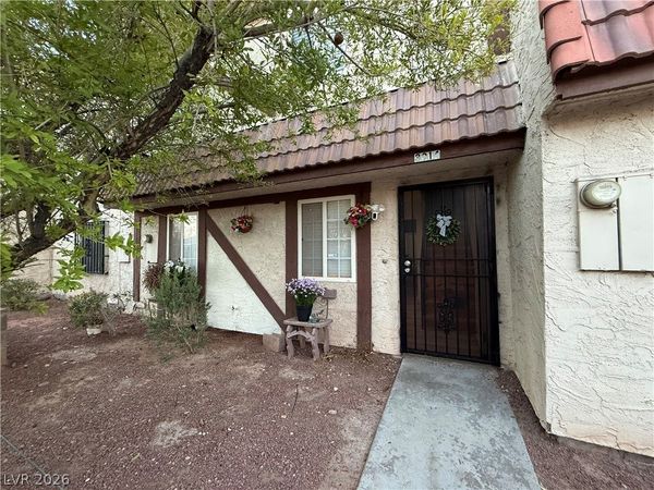 3914 Visby Lane , Las Vegas, NV 89119