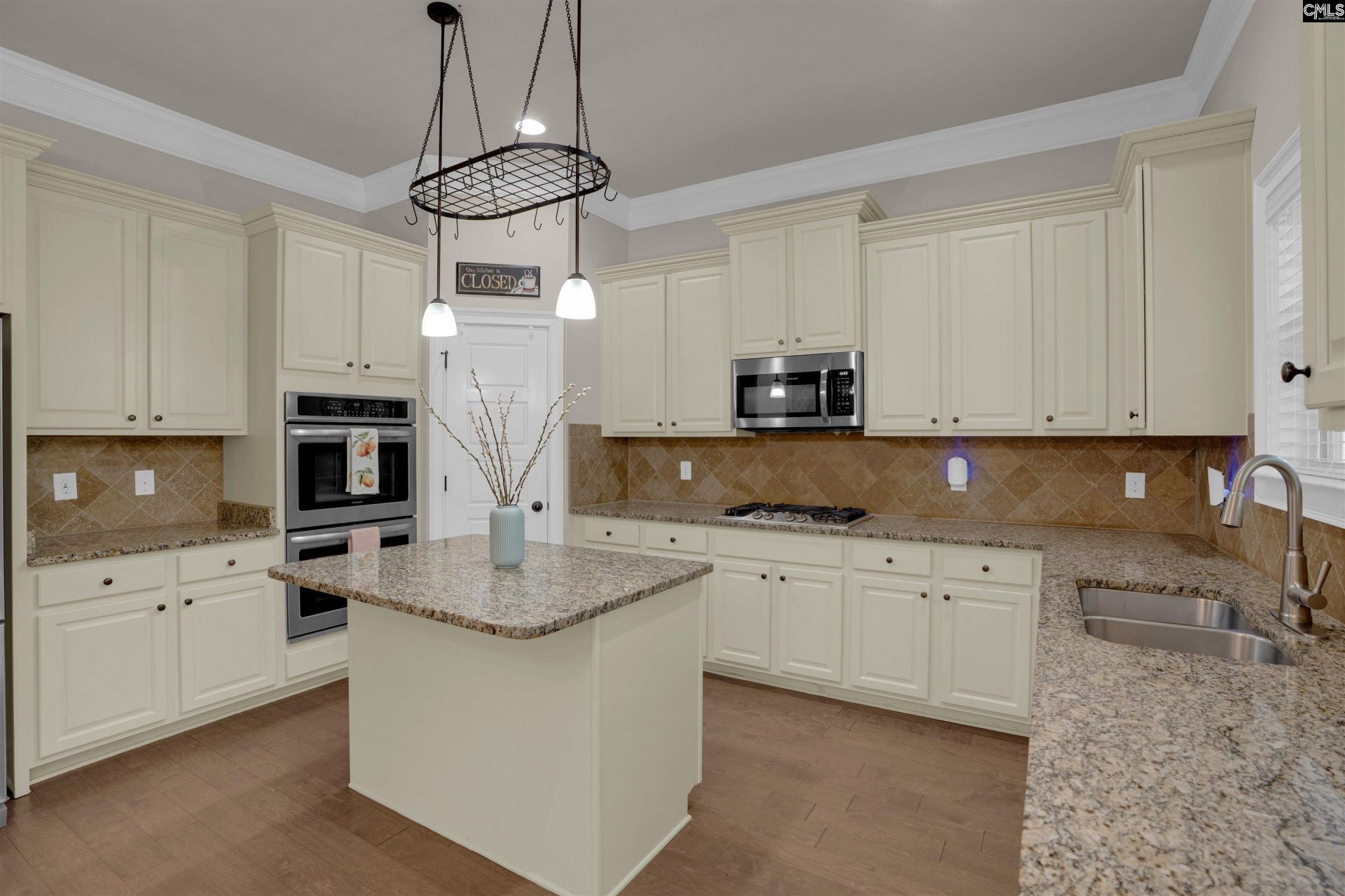 180 Crimson Queen Drive Photo 14