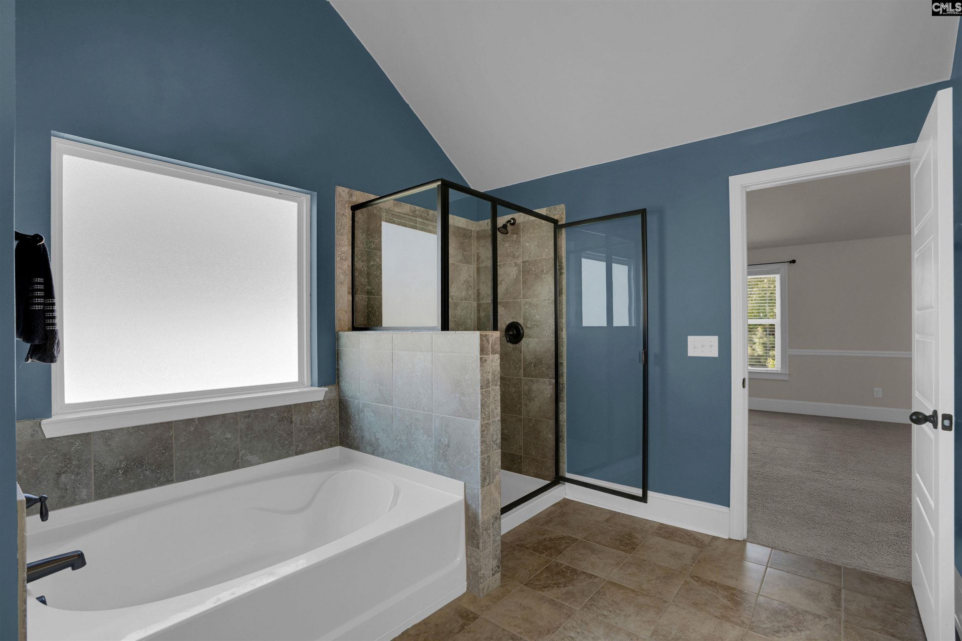 180 Crimson Queen Drive Photo 28