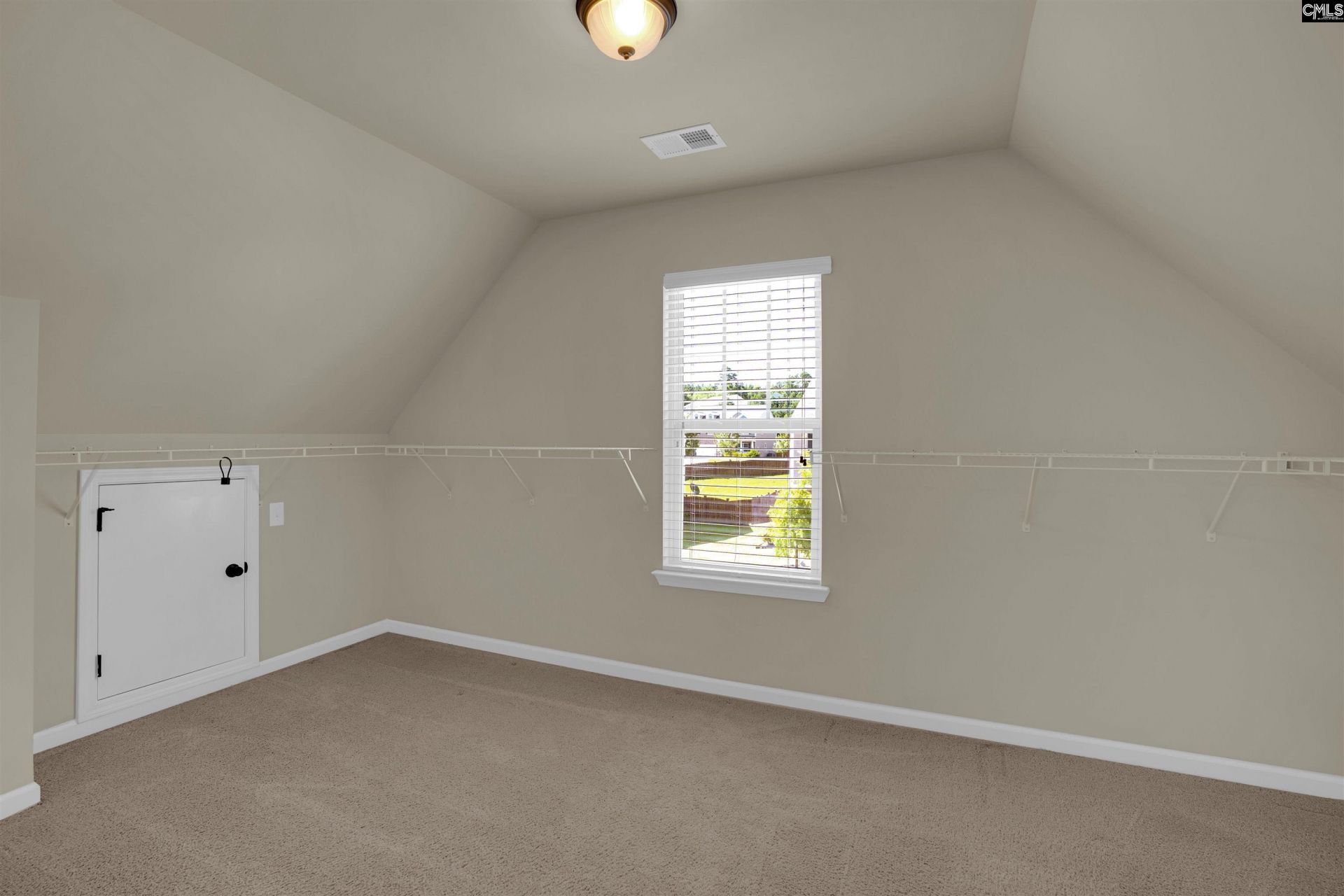 180 Crimson Queen Drive Photo 28