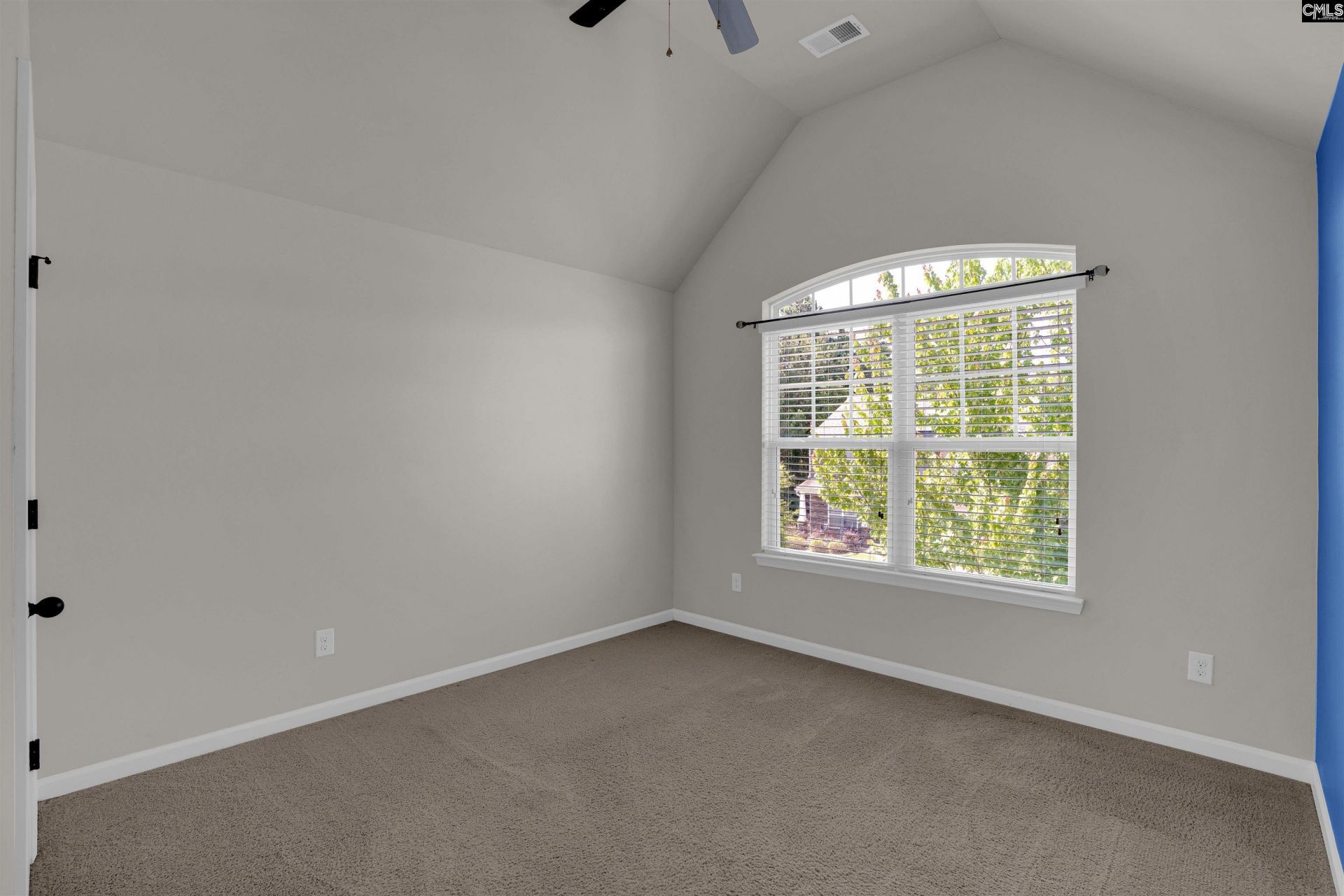 180 Crimson Queen Drive Photo 32