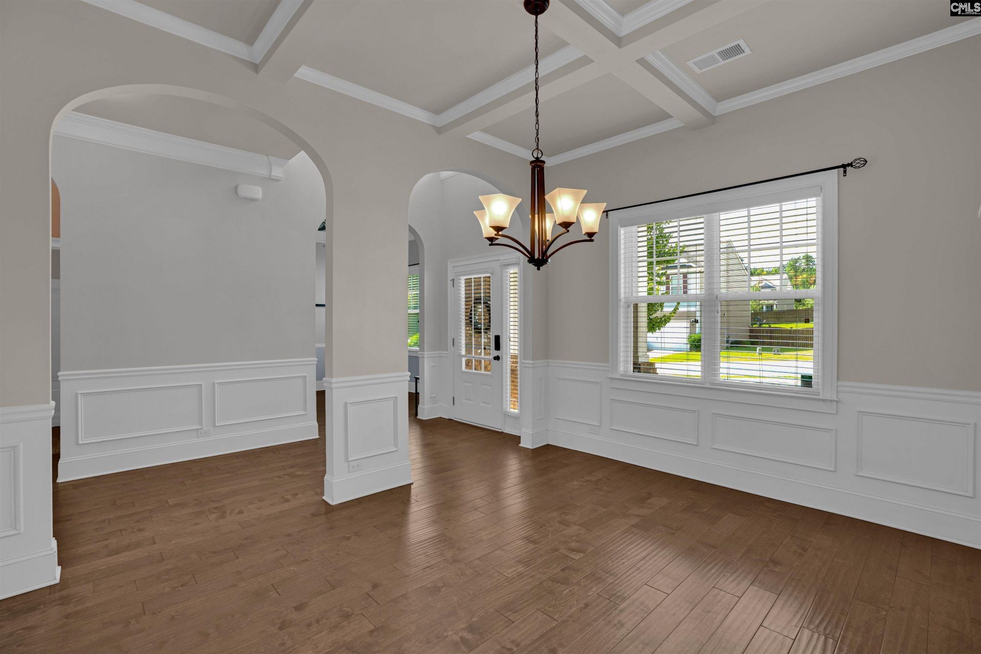180 Crimson Queen Drive Photo 6