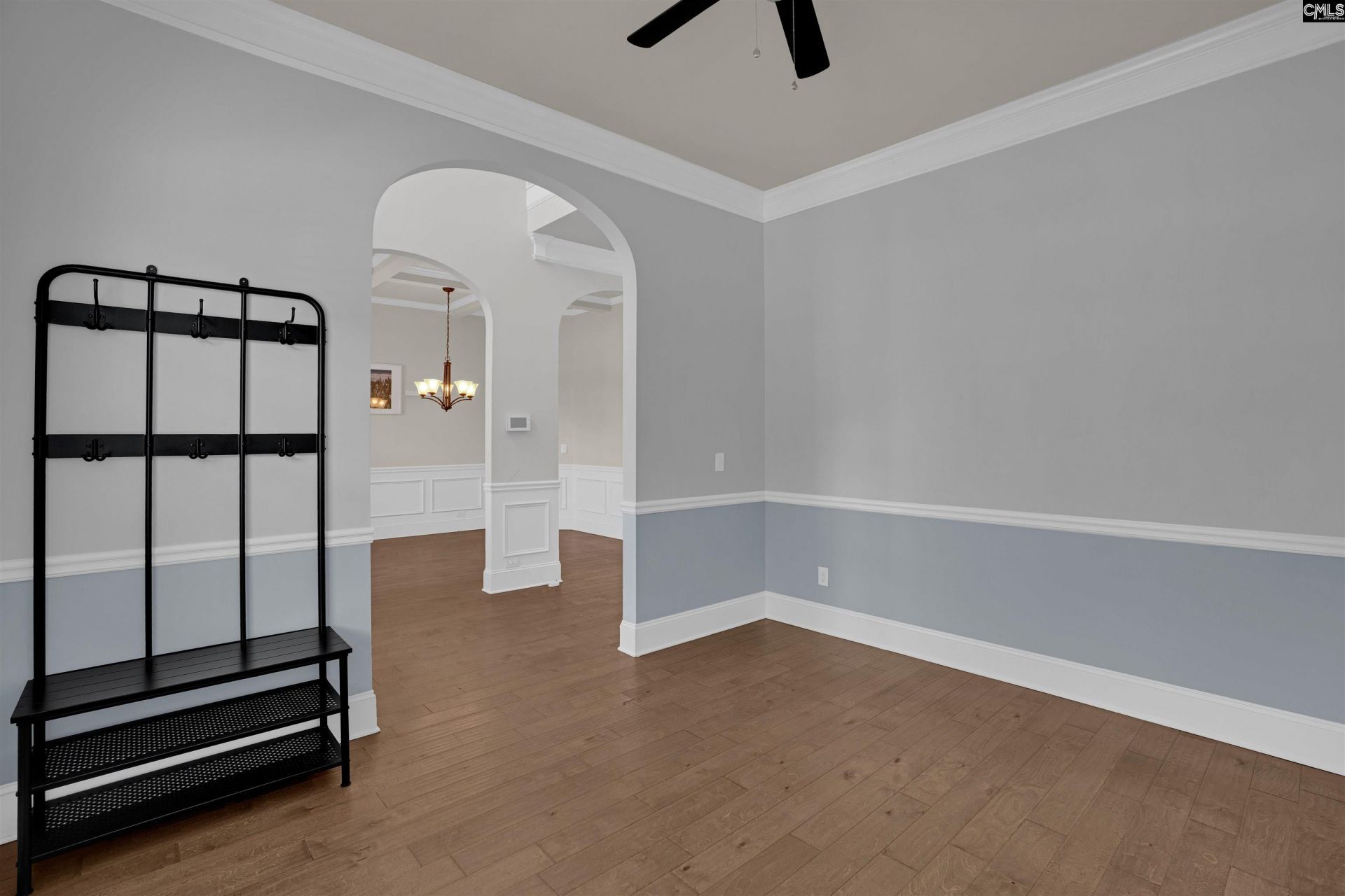 180 Crimson Queen Drive Photo 8
