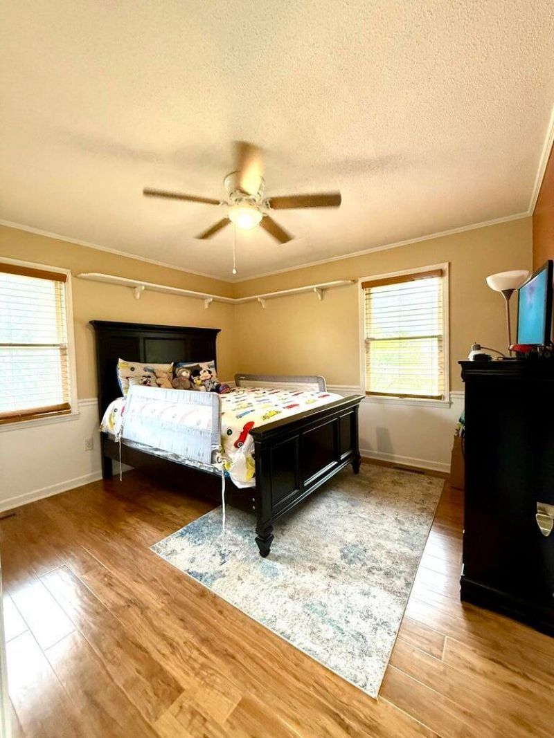 4098 Slaughter Drive Photo 11