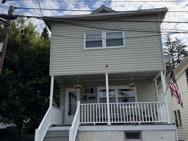 9 Adams Street, Hanover Township, PA 18706