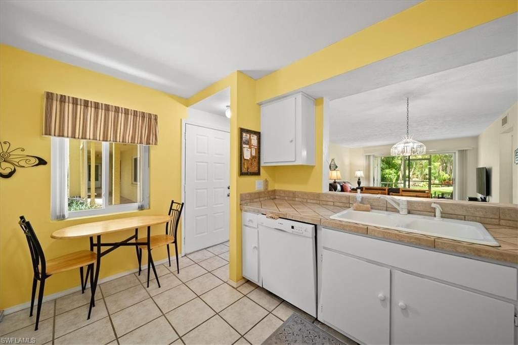 1001 Foxfire Ln , Unit 102, Naples, FL 34104 Photo