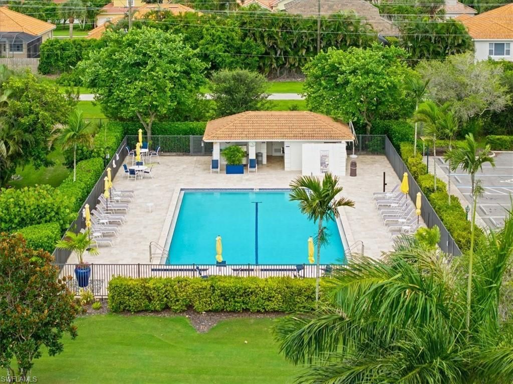 1001 Foxfire Ln , Unit 102, Naples, FL 34104 Photo