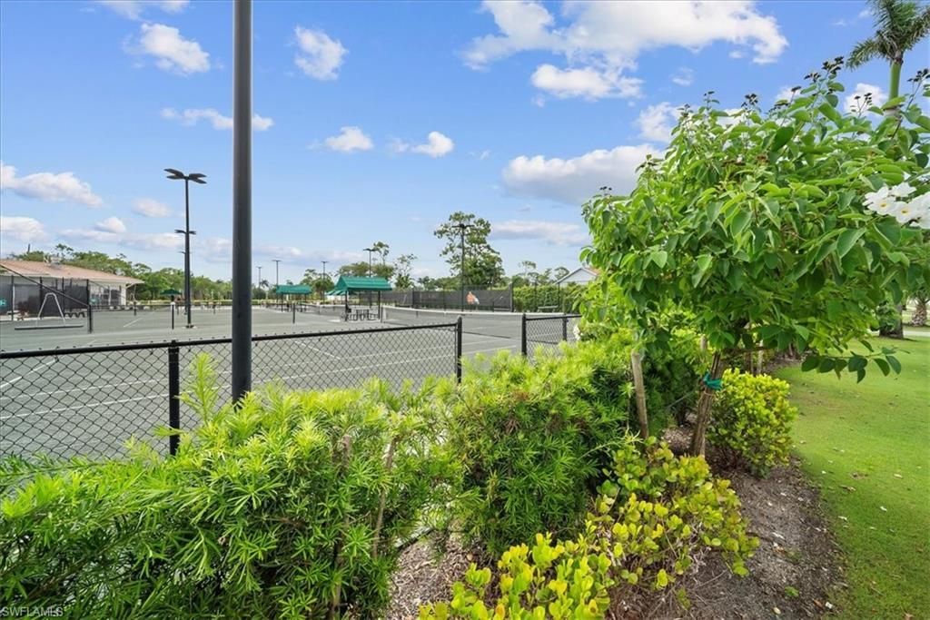1001 Foxfire Ln , Unit 102, Naples, FL 34104 Photo