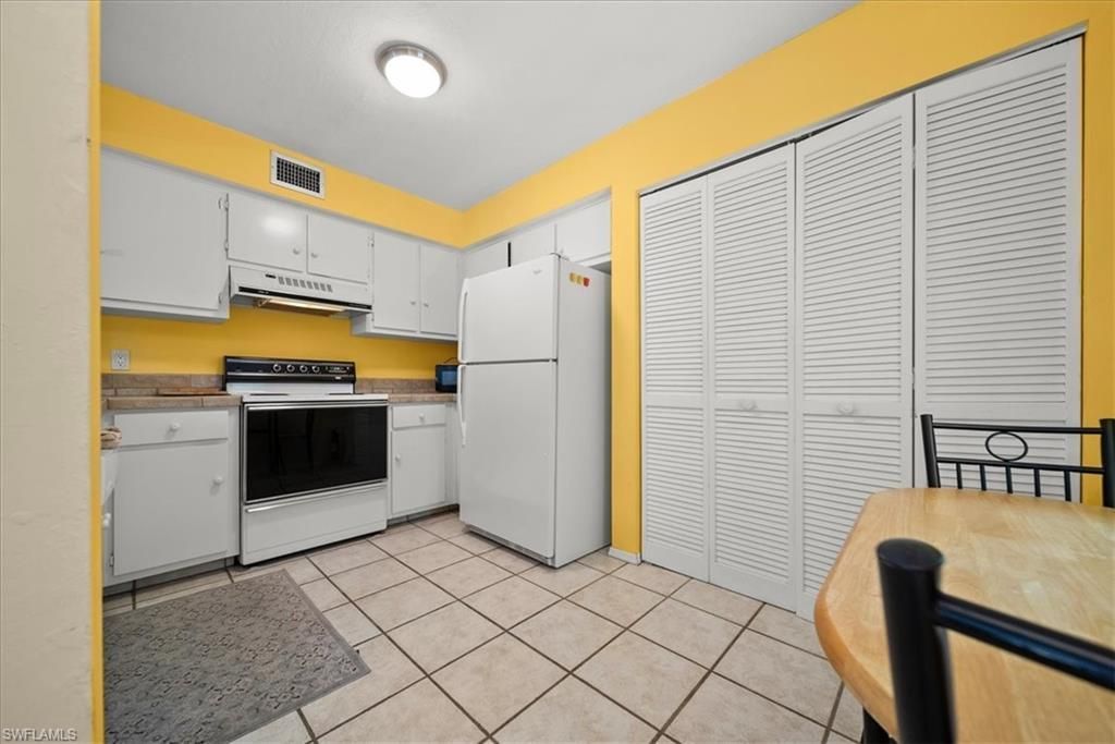 1001 Foxfire Ln , Unit 102, Naples, FL 34104 Photo