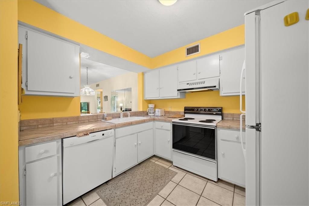 1001 Foxfire Ln , Unit 102, Naples, FL 34104 Photo