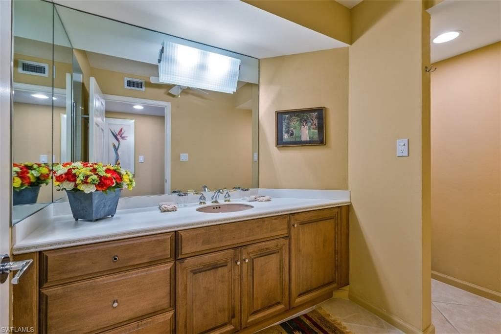 4551 Gulf Shore Blvd N, Unit 1600, Naples, FL 34103 Photo