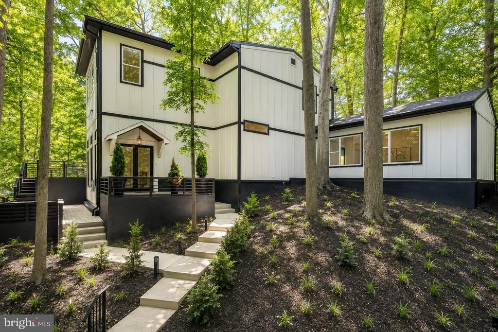 811 SLIGO CREEK PARKWAY , TAKOMA PARK, MD 20912