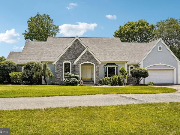 280 SKY LINE DRIVE , EASTON, PA 18042