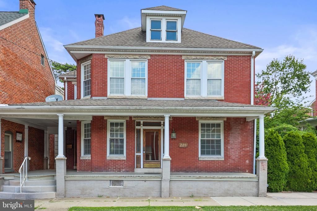 228 BALTIMORE STREET , HANOVER, PA 17331