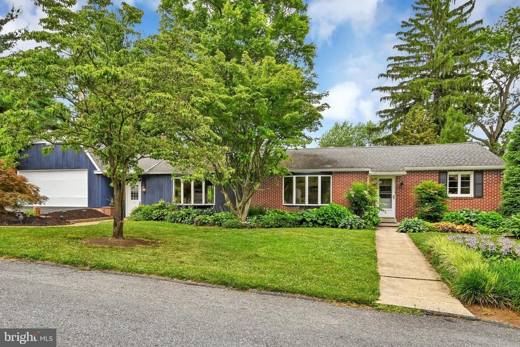 156 CONESTOGA BOULEVARD , LANCASTER, PA 17602