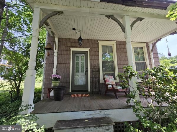 9039 EASTON ROAD, OTTSVILLE, PA 18942