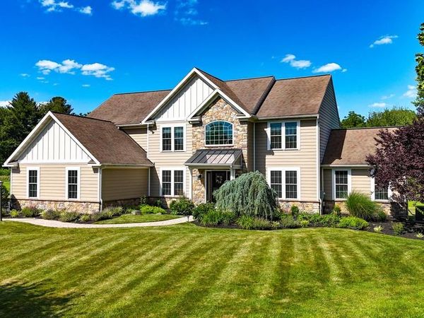 110 HERITAGE COURT, PHOENIXVILLE, PA 19460