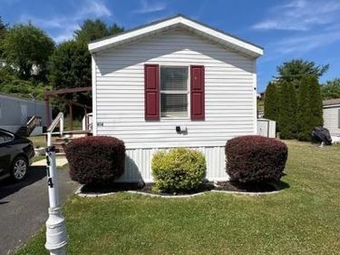 414 FRIEDEN MANOR, SCHUYLKILL HAVEN, PA 17972