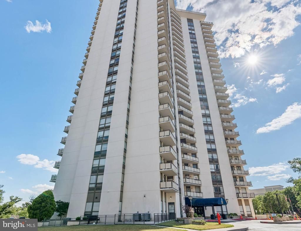 205 E JOPPA ROAD , TOWSON, MD 21286