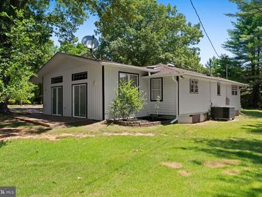 8405 SHIRLEY ROAD , UNIONVILLE, VA 22567