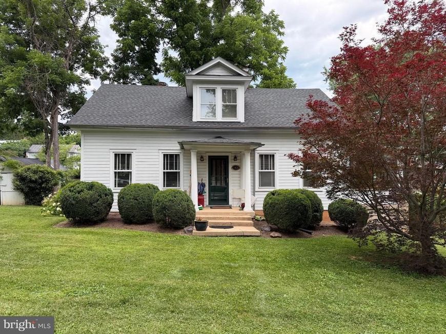 183 Fairmont Avenue, Shepherdstown, WV 25443 Main Photo