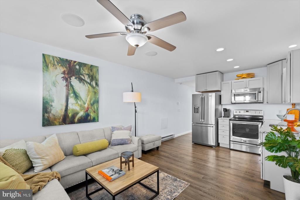 512 ROBIN DRIVE , OCEAN CITY, MD 21842