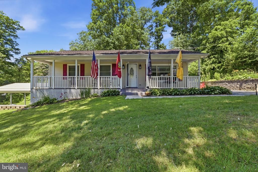 300 OAKBROOK DRIVE , FELTON, PA 17322