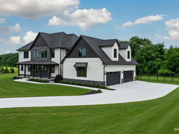 11137 Harlem Estates Court, Galena, OH 43021