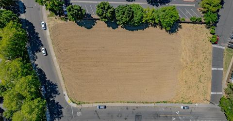 2391 Northview Dr, Sacramento, CA 95833 Photo