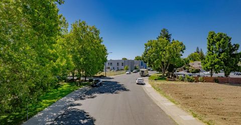 2391 Northview Dr, Sacramento, CA 95833 Photo