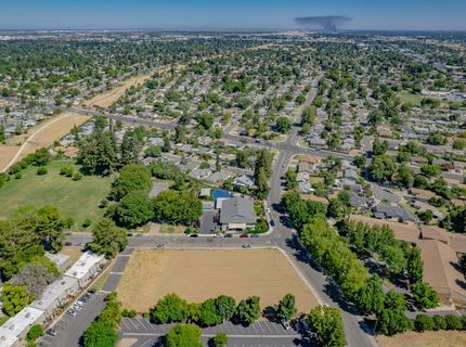 2391 Northview Dr, Sacramento, CA 95833 Photo