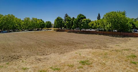 2391 Northview Dr, Sacramento, CA 95833 Photo