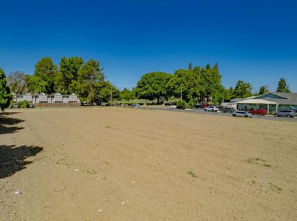 2391 Northview Dr, Sacramento, CA 95833 Photo