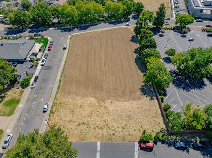 2391 Northview Dr, Sacramento, CA 95833 Photo