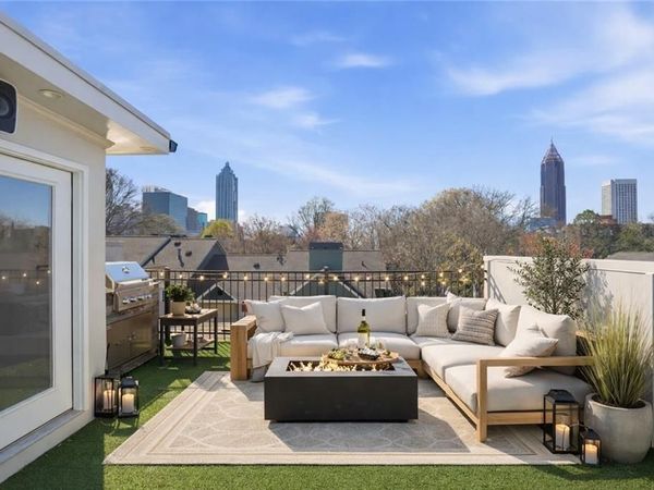 353 Brownstones Circle NE, Atlanta, GA 30312