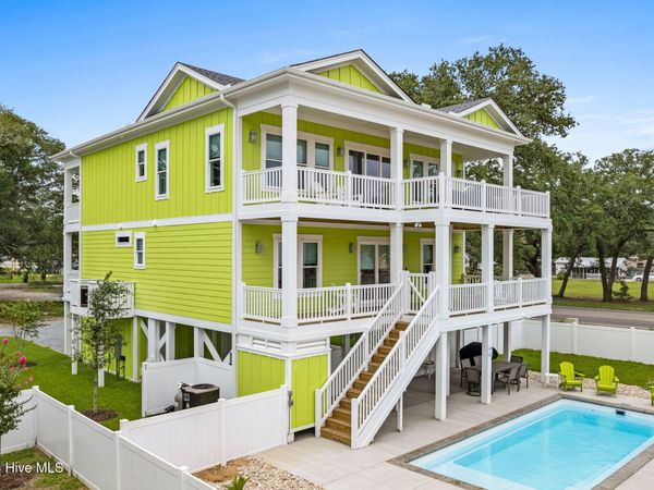 96 SE 66th Street , Oak Island, NC 28465