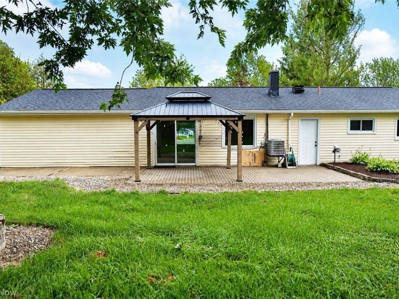 25445 Randolph Road, Bedford Heights, OH 44146 Photo 2