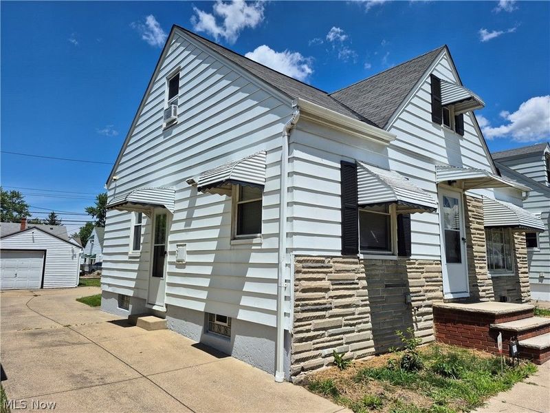 14211 Tabor Avenue, Maple Heights, OH 44137 Photo 4