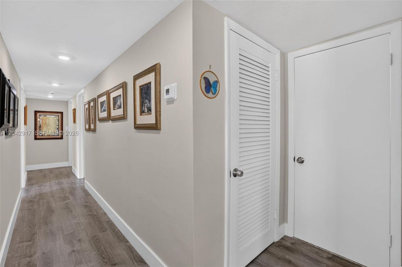 7240 SW 131st St, Pinecrest, FL 33156 Photo