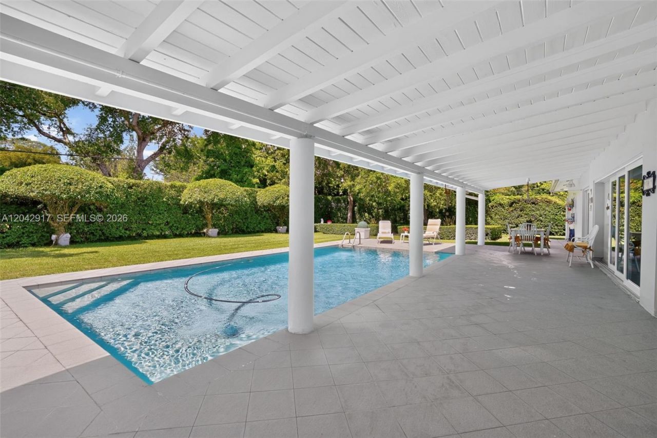 7240 SW 131st St, Pinecrest, FL 33156 Photo