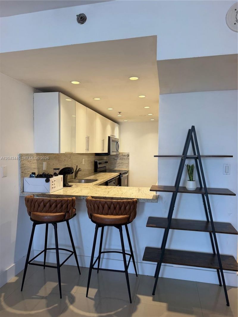 100 Lincoln Rd , Unit 1507, Miami Beach, FL 33139 Photo