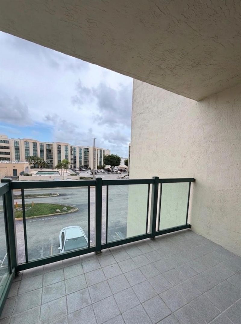2055 SW 122nd Ave , Unit 327, Miami, FL 33175 Photo