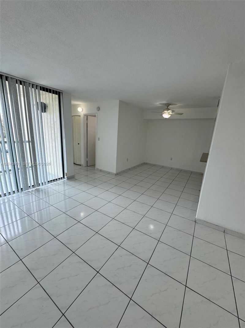 2055 SW 122nd Ave , Unit 327, Miami, FL 33175 Photo