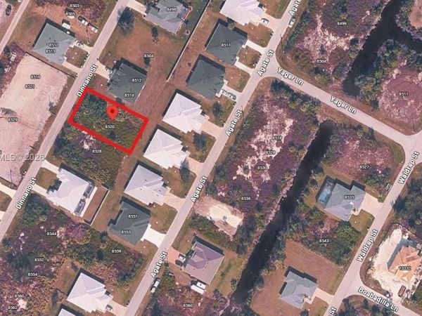 8520 Dinnano St , Port Charlotte, FL 33981